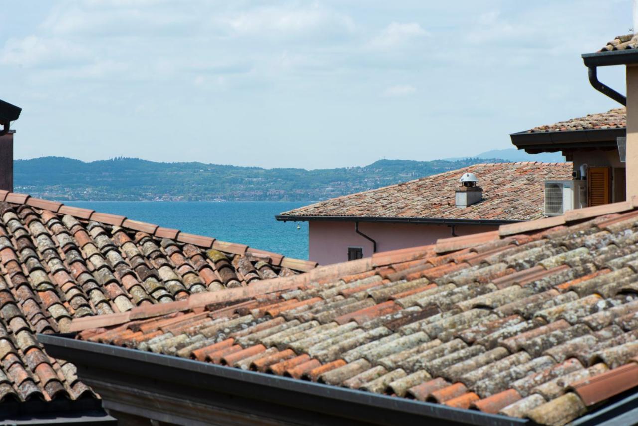 Hotel Corte Regina Sirmione Bagian luar foto